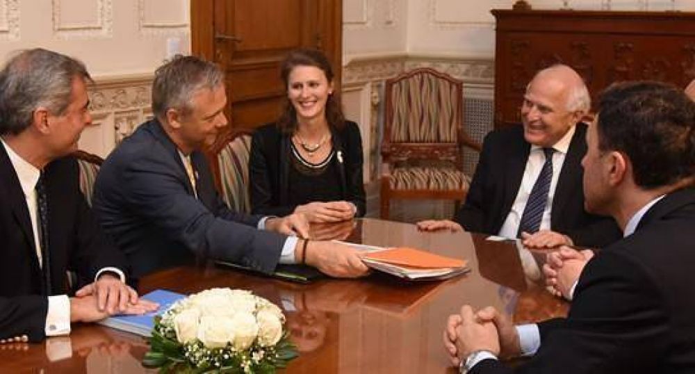 Lifschitz recibi� a una delegaci�n empresarial de California