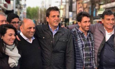 Sergio Massa se subi� al tren en San Mart�n