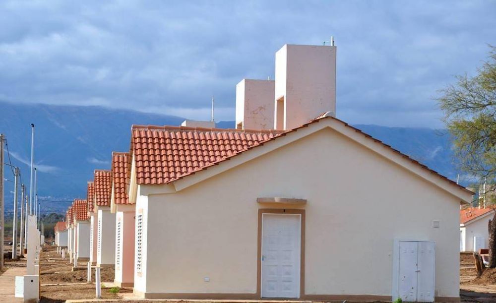 Extienden inscripci�n al plan de regularizaci�n de la titularidad de viviendas