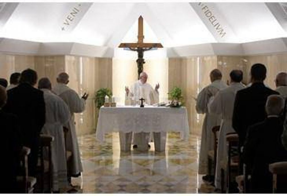 Homila del Papa: los arcngeles enviados para acompaarnos en la vida