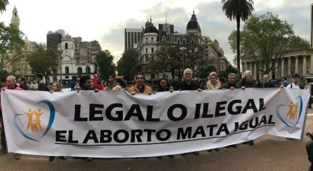 Gran Marcha por la Vida rene a miles en Argentina