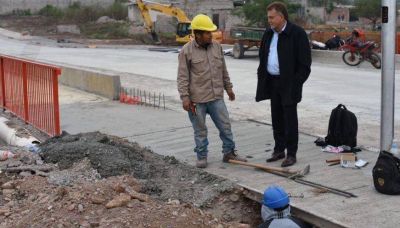 Desde el gobierno nacional piden a las provincias �no especular� con la entrega de viviendas