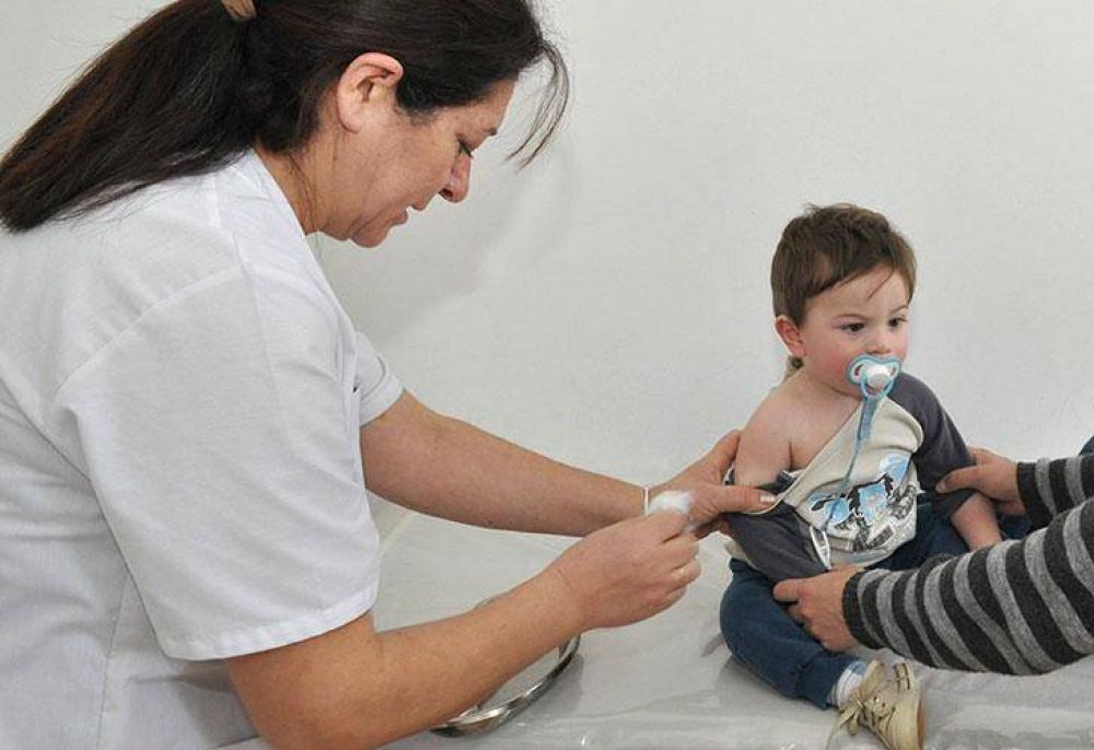 Dos muertes elevan alerta por la bacteria de la meningitis
