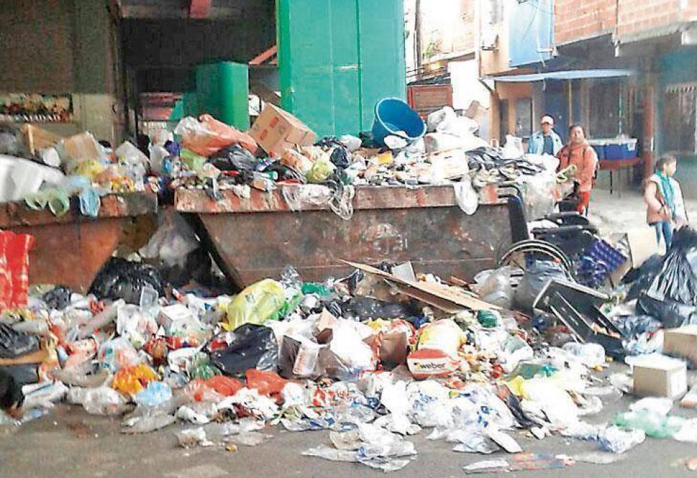 Una pelea por la recolecci�n de basura mostr� la peor cara de Los Piletones