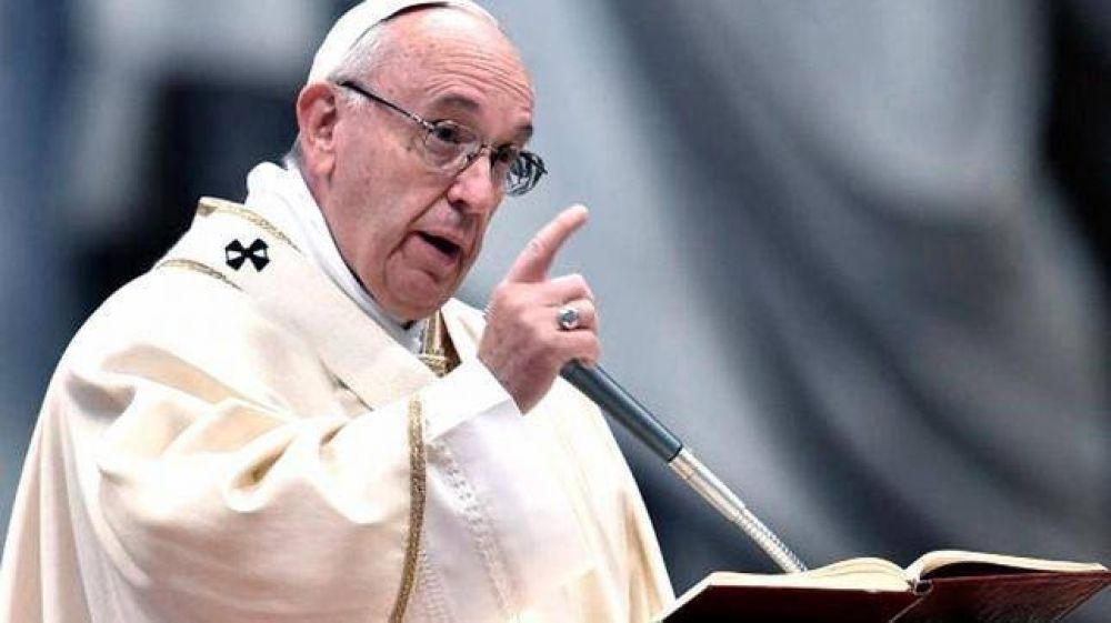 Francisco critic� la 