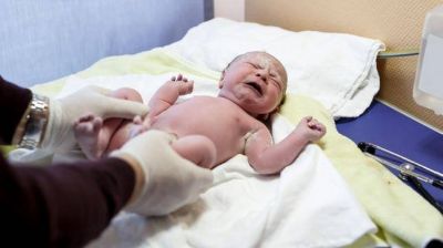 En el hospital del Ni�o Jes�s se har�n implantes cocleares a beb�s