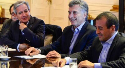 Quintana espera un fallo de la Corte para avanzar contra OCA y Moyano