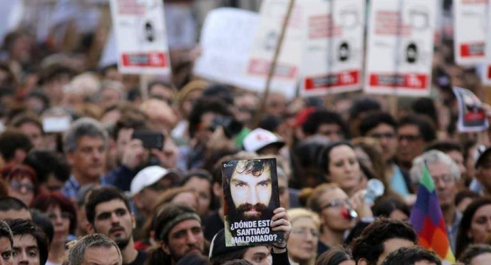 A dos meses de su desaparici�n, familiares de Santiago Maldonado encabezan marcha a Plaza de Mayo