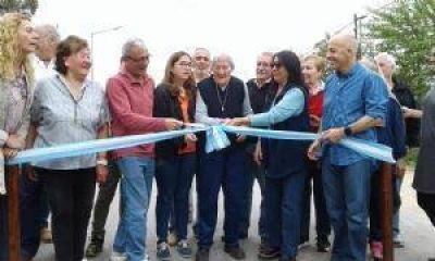 Tras 55 a�os, se complet� el asfalto de la calle Savio