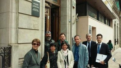 Se espera el resultado de nuevas muestras de agua en el marco de la causa contra ABSA