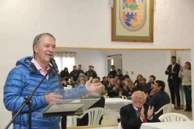 Schiaretti pidi� que se eliminen las retenciones agropecuarias