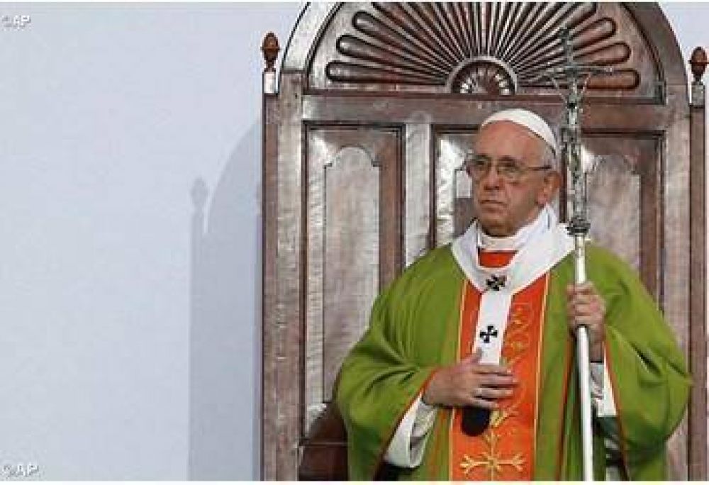 Homila del Papa en Bolonia: La Palabra, el Pan y los Pobres: las tres P de referencia para el cristiano