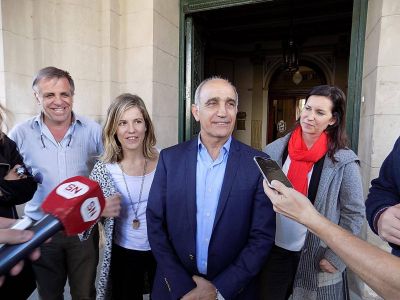 El vigobernador Daniel Salvador, en la ciudad: �vamos por el camino correcto�, afirm�