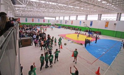 De Jes�s inaugur� en Mar de Aj� el s�ptimo Polideportivo de su gesti�n
