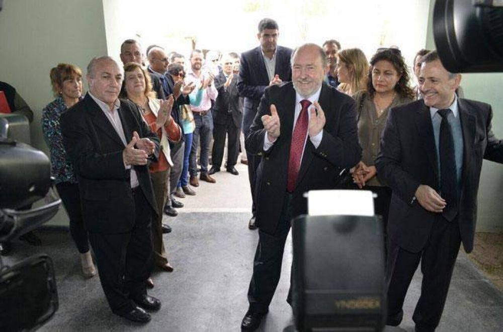 Verna y el recorte de Naci�n: �solo vamos a poder hacer 50 casas en toda la provincia�