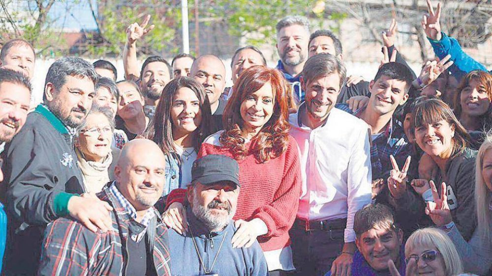 �Devolverle el Estado a la sociedad�