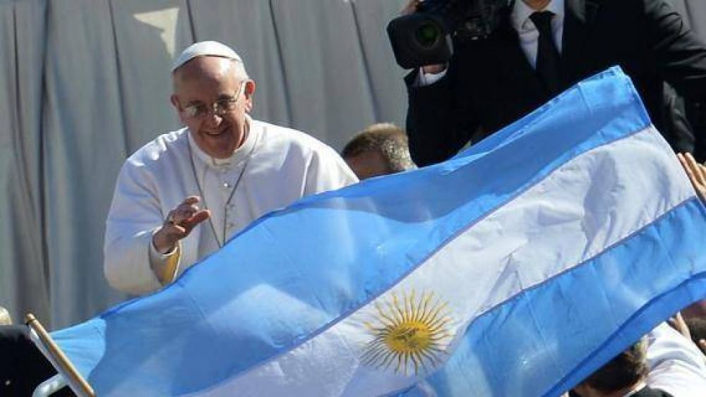 Argentina: la vuelta de Francisco, una historia infinita