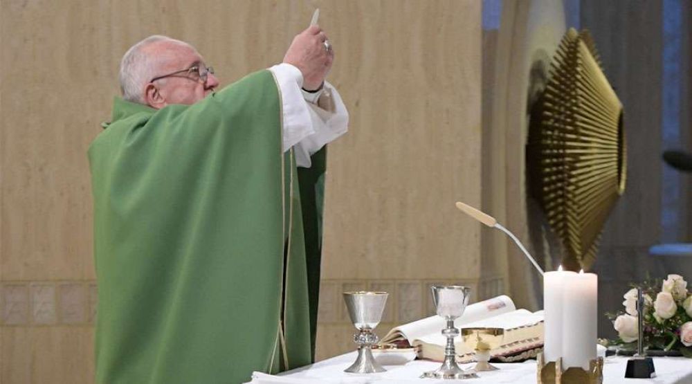 El Papa Francisco invita a meditar sobre la soledad de Jess camino de la Cruz