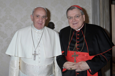 Francisco repone al cardenal Burke en la �Corte Suprema� vaticana