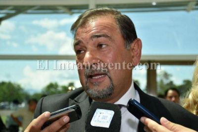 Isa se encontr� con un personaje muy particular