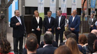En Guaymall�n comenz� a implementarse la Cobertura Universal de Salud