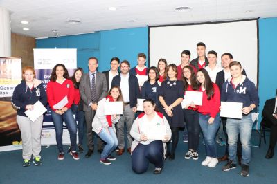 Alumnos de la Ciudad participaron de un encuentro de di�logo interreligioso y convivencia ciudadana