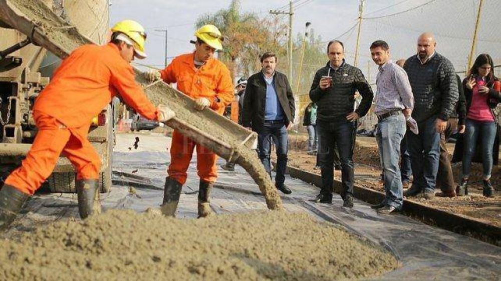 Se inauguran obras de pavimentaci�n en el Norte de la ciudad