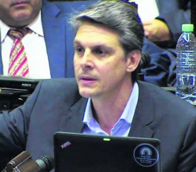 Alejandro Grandinetti acus� al gobierno por un pacto en Malvinas