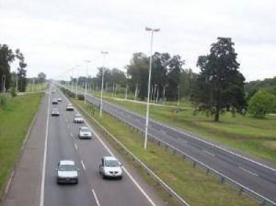 El Gobierno crea una empresa estatal para evitar licitaciones en la construcci�n de rutas