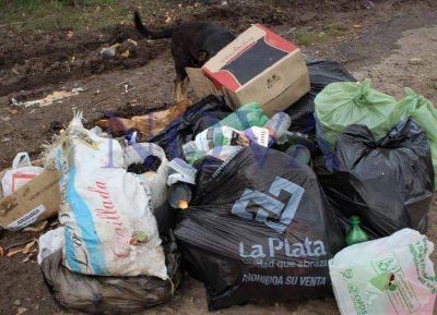 Asamblea ambiental de La Plata exige al Municipio el saneamiento y control de la cantera de Hern�ndez