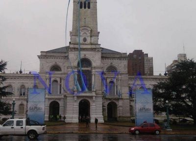 Pasaron la escoba: cerca de 100 despidos en la Municipalidad de La Plata por cuestiones pol�ticas