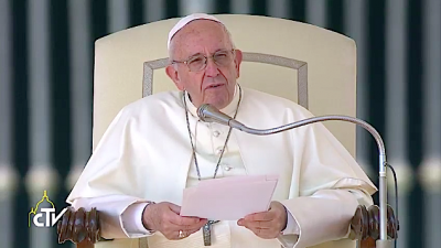El Papa anuncia una reuni�n pre-sinodal para j�venes de todo el mundo