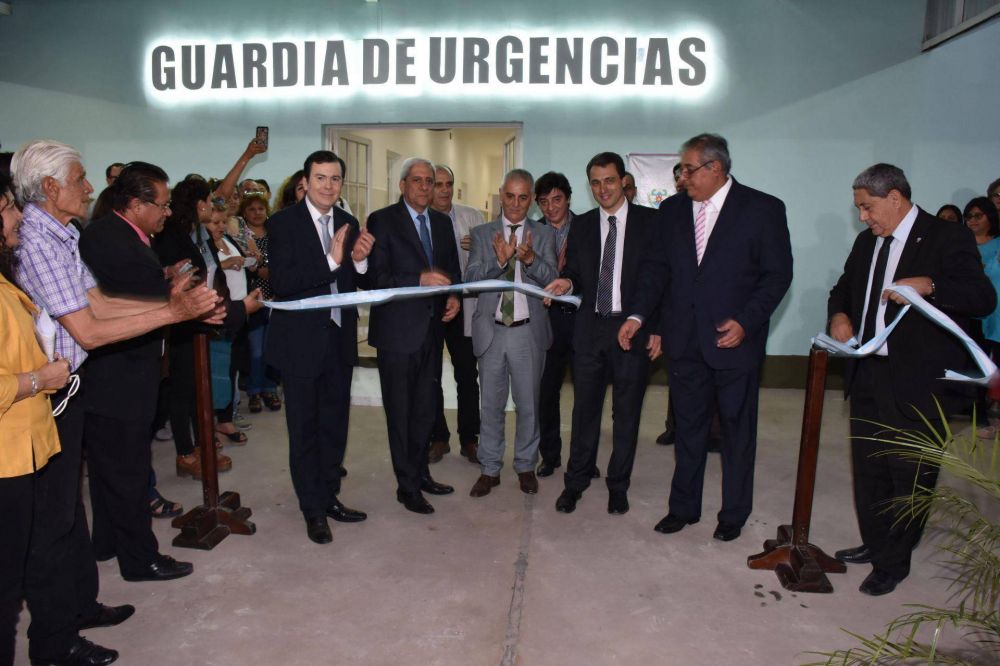 Zamora y autoridades provinciales inauguraron obras en Bandera