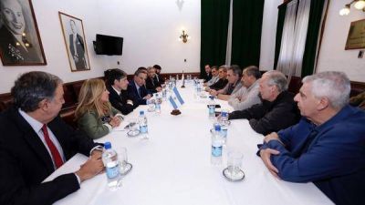 La CGT se reuni� con diputados y senadores en el despacho de Miguel �ngel Pichetto