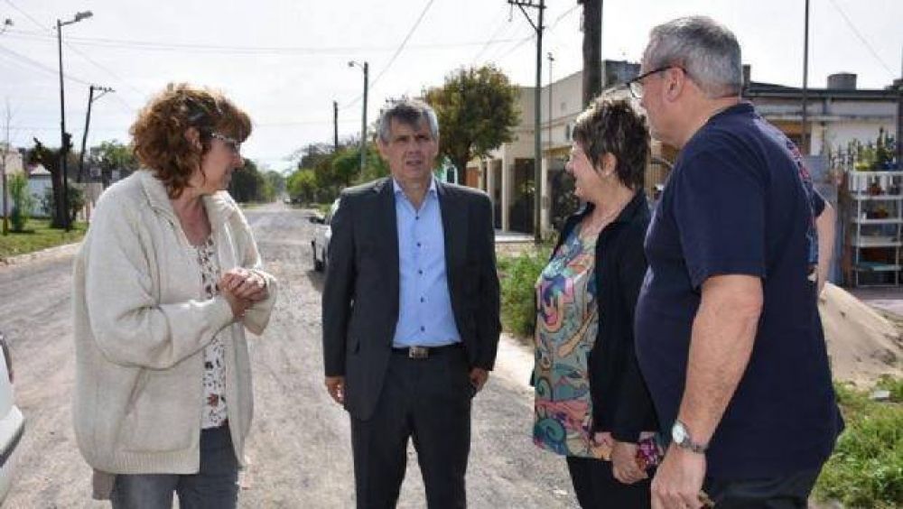 �Cuando esta administraci�n se compromete con algo, lo cumple�