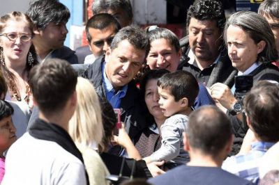 Massa pidi� por �Un Estado que le baje los impuestos a las PyMEs argentinas