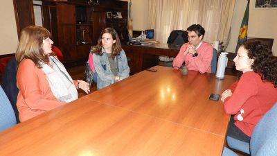 Violencia de G�nero: L�pez recibi� a integrante del Instituto Nacional de las Mujeres