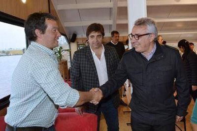 Julio Zamora: 