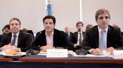 Dujovne y Caputo participan esta semana de la asamblea anual del FMI