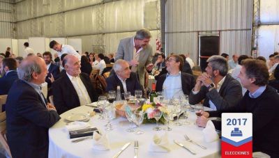 Mor Roig con industriales: 