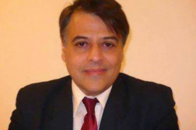 Para Correa la UCR debe integrar la alternativa pol�tica al oficialismo