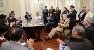 Tucum�n recurre a la Justicia Federal en defensa del az�car
