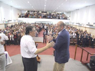 Apoyo de la Iglesia del Puente