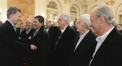 Gobierno mantiene impaga la deuda con las obras sociales