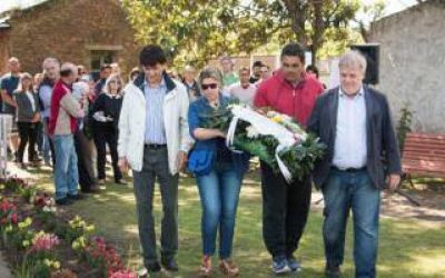 Roque P�rez: El legislador porte�o Gustavo Vera se afili� al PJ en la casa natal de Per�n