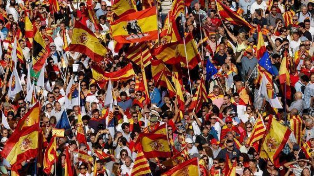 Catalua podra declarar este martes la independencia y Madrid se prepara para responder