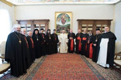 Iglesias Orientales Cat�licas: Patriarcas y Arzobispos en comuni�n con el Papa