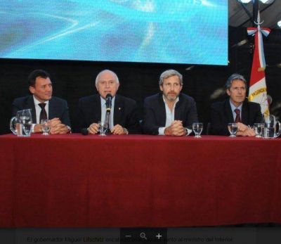 Lifschitz dijo que volver� a la Corte por la deuda de Naci�n