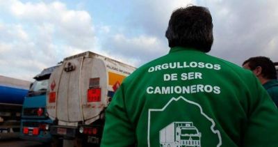 M�xima tensi�n por una huelga de camioneros en una firma l�ctea