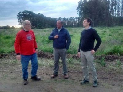 S�nchez recorri� el predio de la futura planta cloacal en Orense